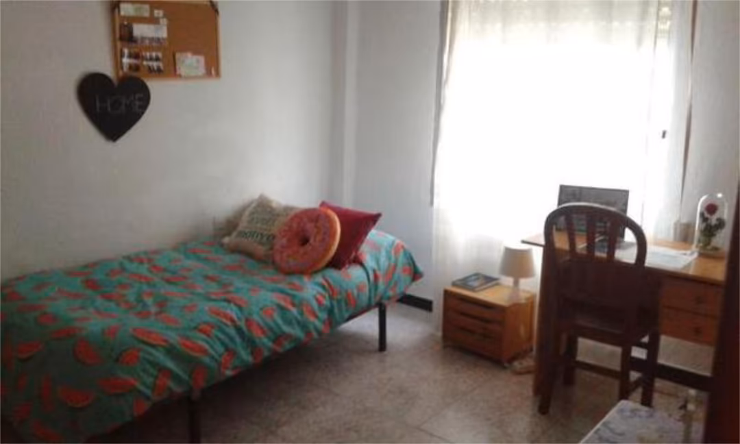 Piso en Ciudad Jardín - Foto 2