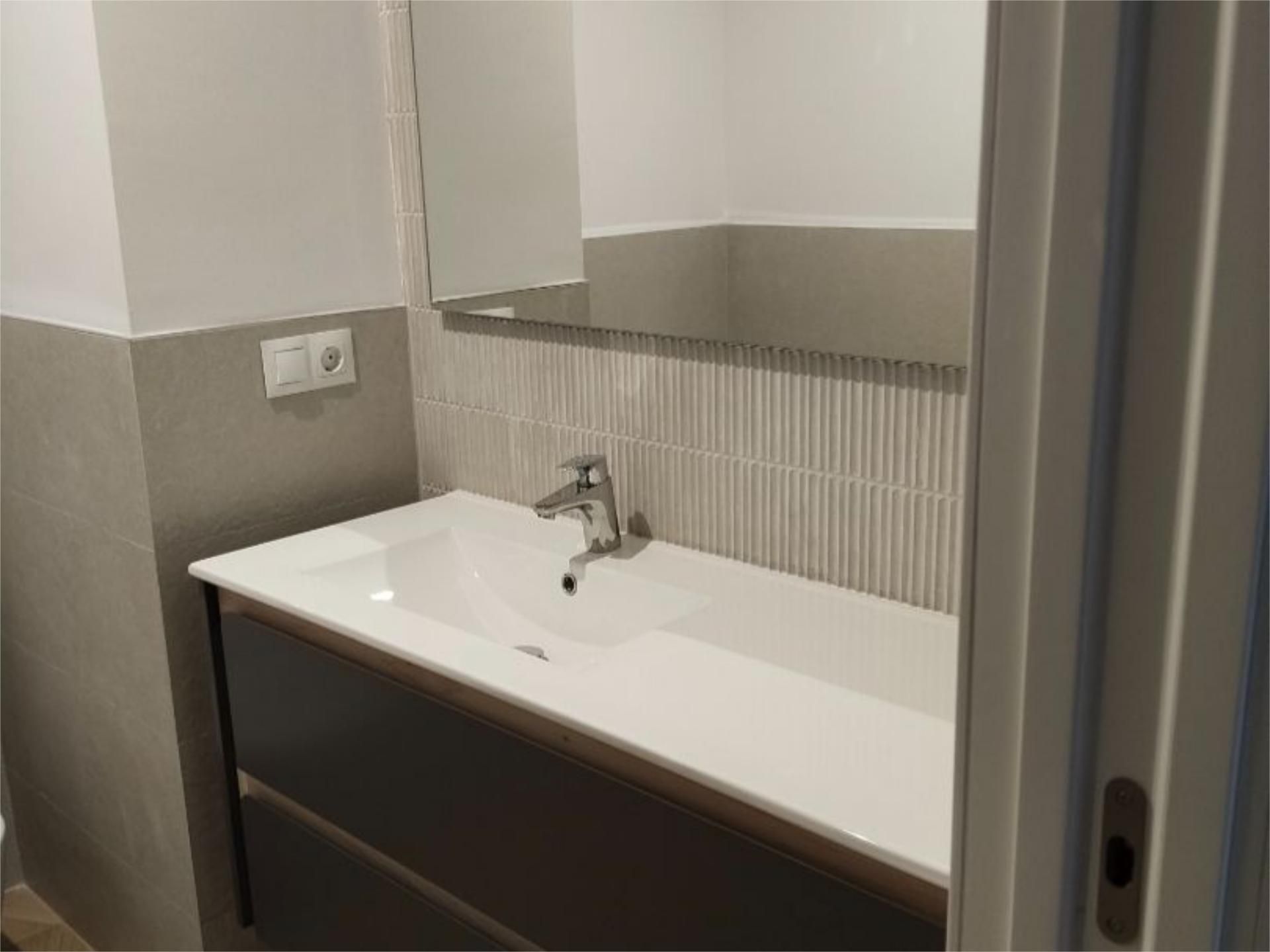 Piso en  Avenida de Alemania 10 - Foto 12