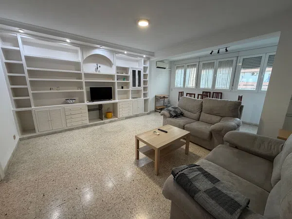 Piso en Plaza Ibiza, 1, Altamira - Oliveros - Barrio Alto, Altamira - Oliveros - Barrio Alto - Foto 1