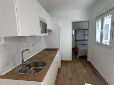 Piso en  Calle Diamantino García Acosta 50 - Foto 3