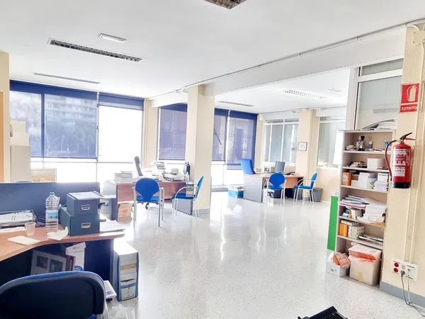 Local en Calle Occident, 2, Collblanc - Foto 2