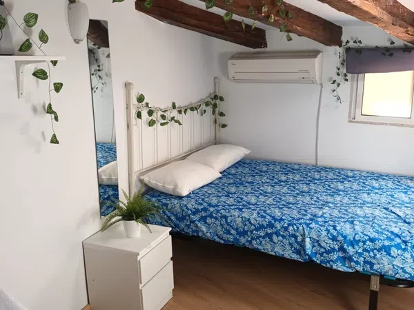 Estudio en calle de los Jardines, 25