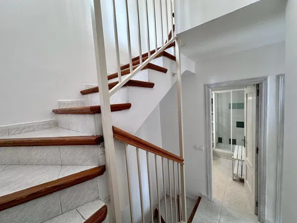 Chalet adosado en Arroyo de la Miel - Foto 22