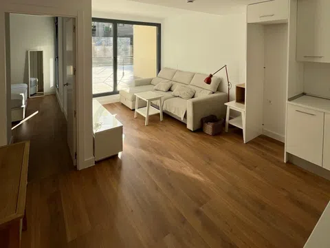 Estudio en avenida del Camino de lo Cortao, 14