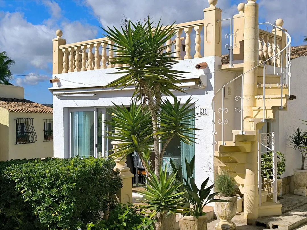 Casa adosada en  Avenida de Madrid 36 - Foto 2