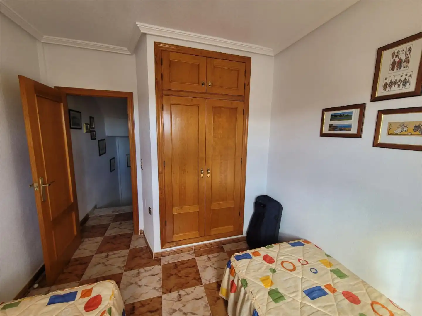 Casa adosada en  Calle Castillo de la Mola 1 - Foto 18