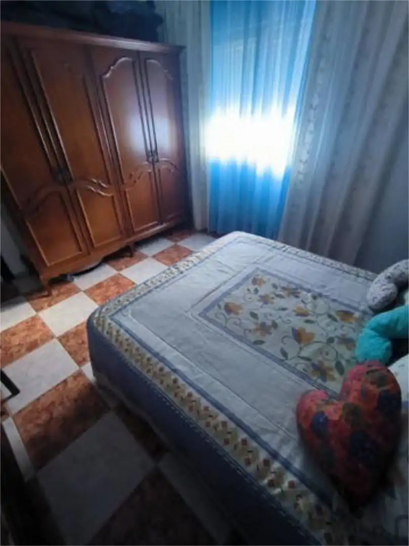 Piso en Algeciras - Foto 2