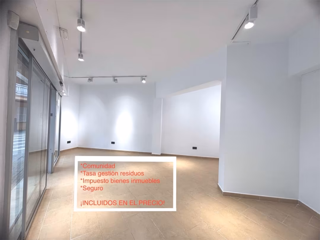 Local comercial en  Carrer Barcelona 18 - Foto 2