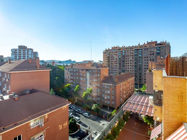 Ático en calle Rafael Bergamín, 12 - Foto 5