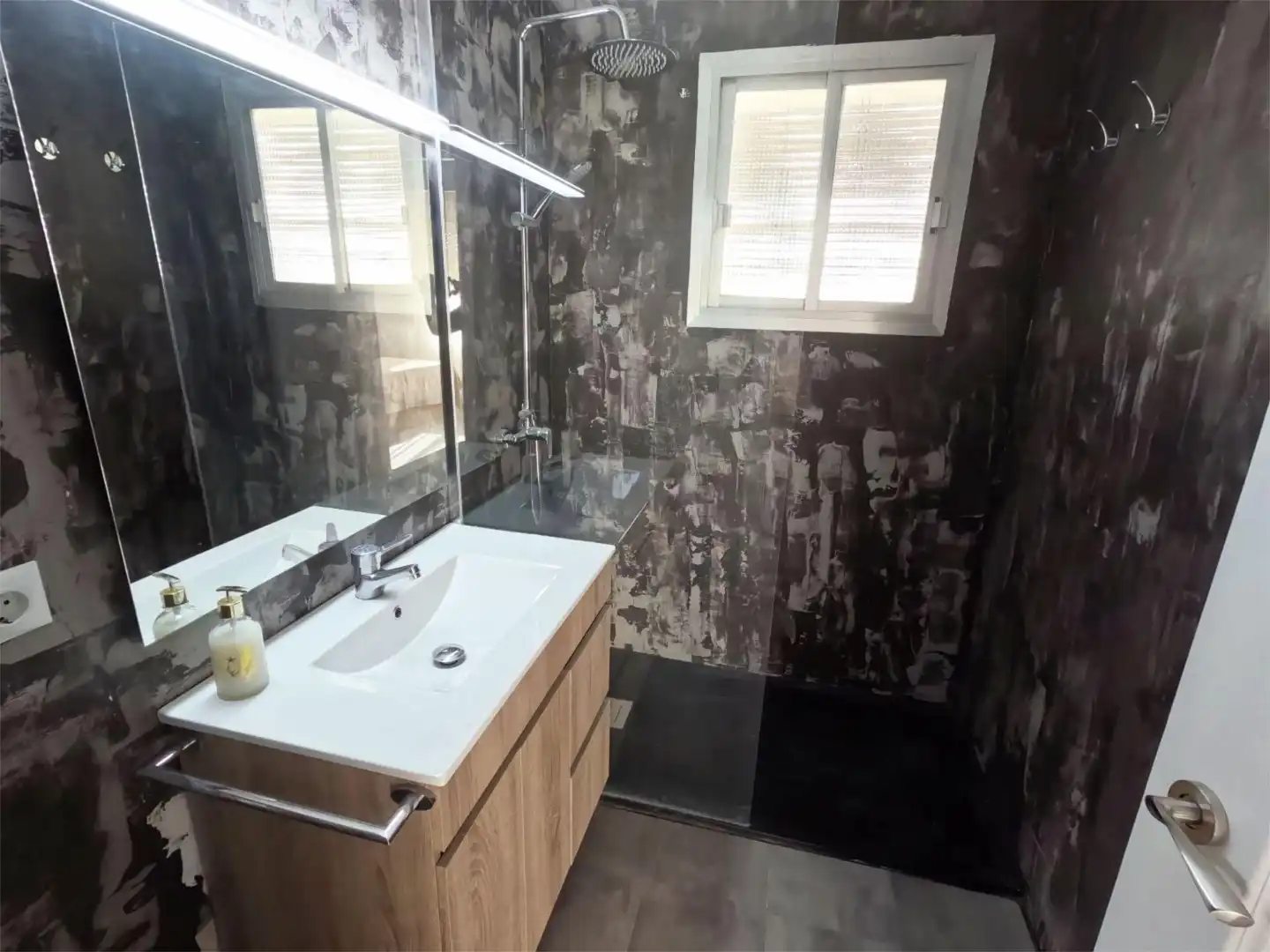 Piso en  Calle del Alcalde Velasco Navarro 7 - Foto 10