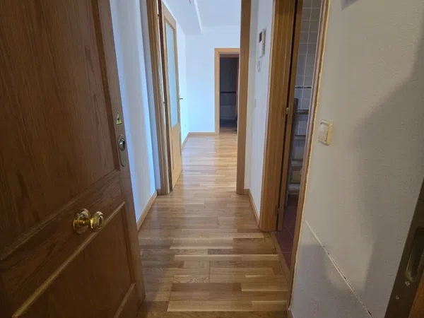 Piso en ronda de la Plazuela, 5 - Foto 1