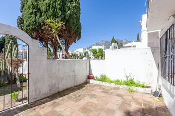 Casa adosada en  Calle Cristóbal Parra 1136 - Foto 4