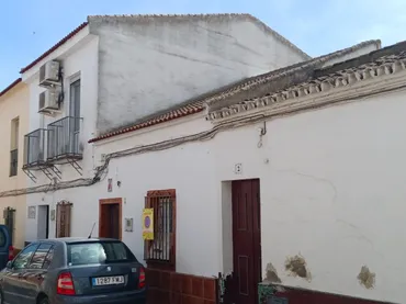 Casa adosada en  Calle Hermanas de la Cruz 4 - Foto 1