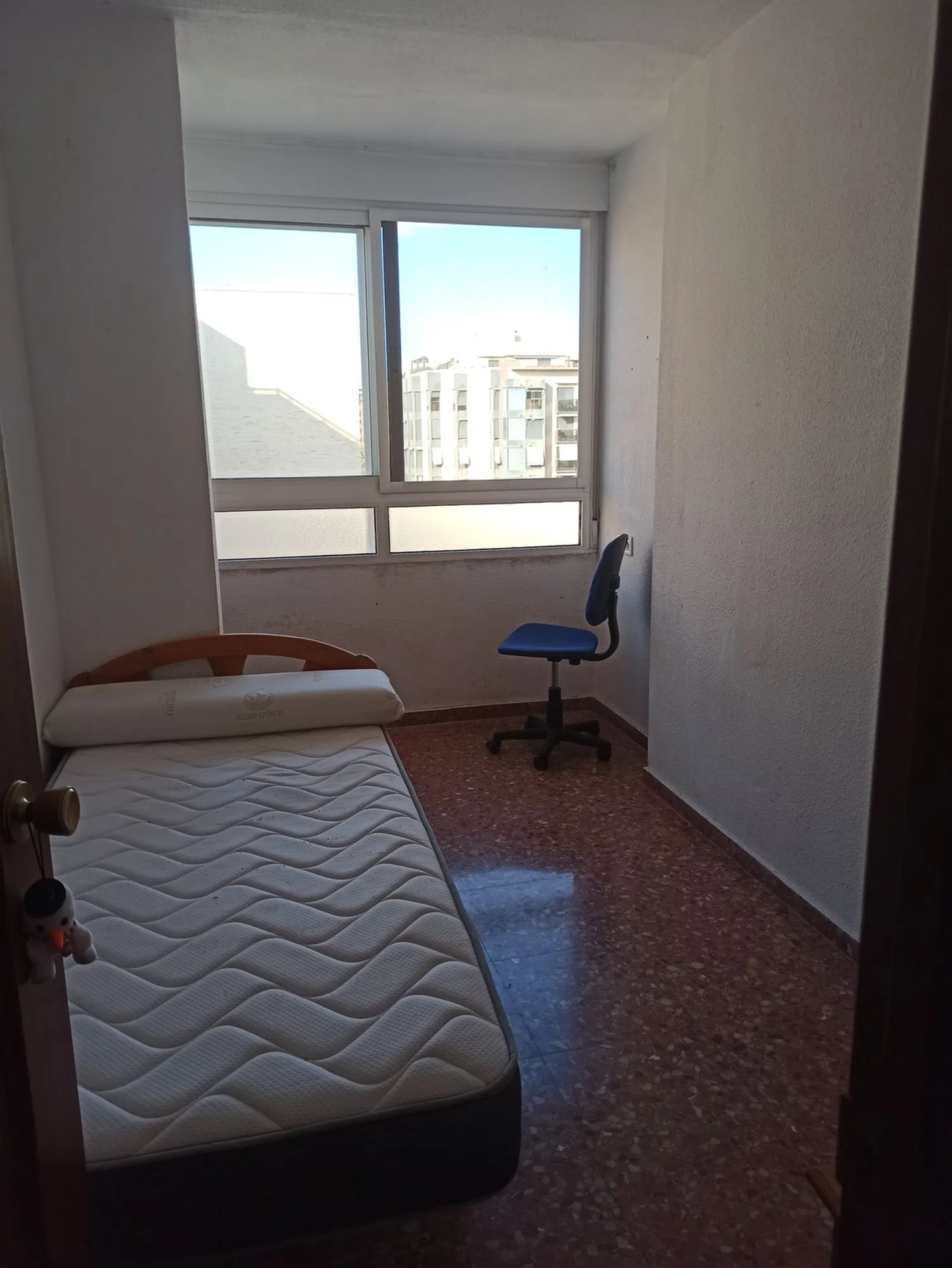 Piso en calle Vinaroz, 15 - Foto 3