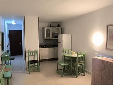 Apartamento en  Calle Hermanos Fernández Perdigón 9 - Foto 2