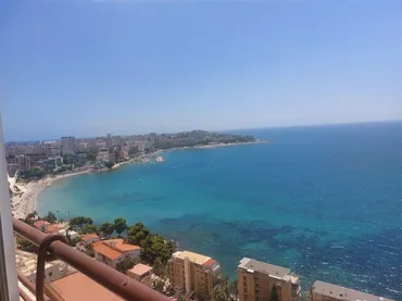 Piso en  Avenida de Villajoyosa 71 - Foto 2