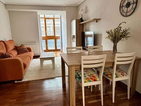 Piso en Errege Atea, 11