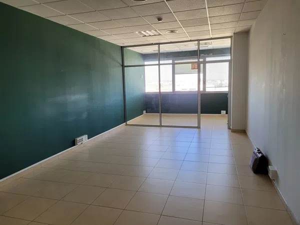Oficina en Avenida Ingienería, 7, San Jerónimo - Foto 1