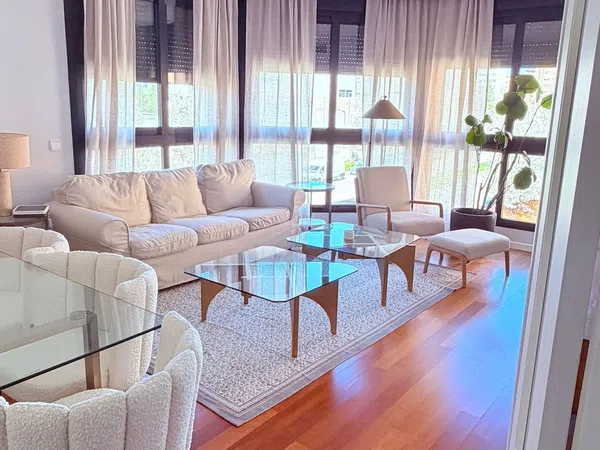 Piso en calle Cirauqui, 4