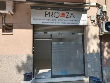 Local comercial en  Carrer de Santa Maria de Mazzarello 84 - Foto 3