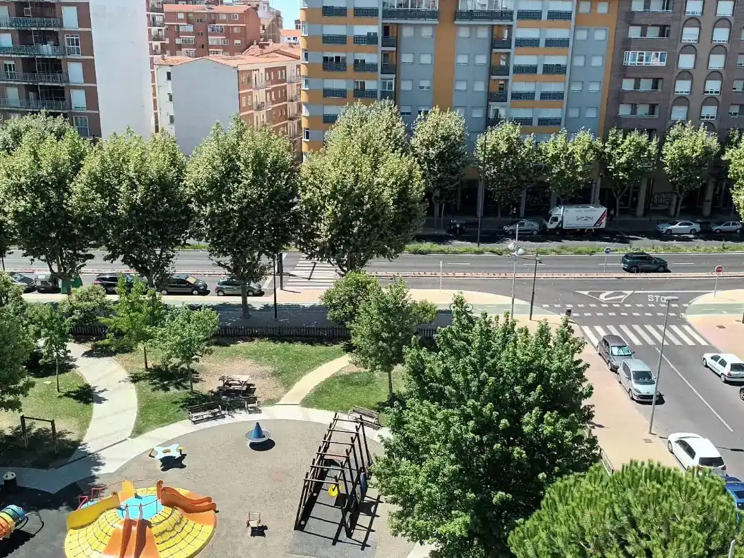 Piso en  Avenida del Cardenal Cisneros 44 - Foto 9