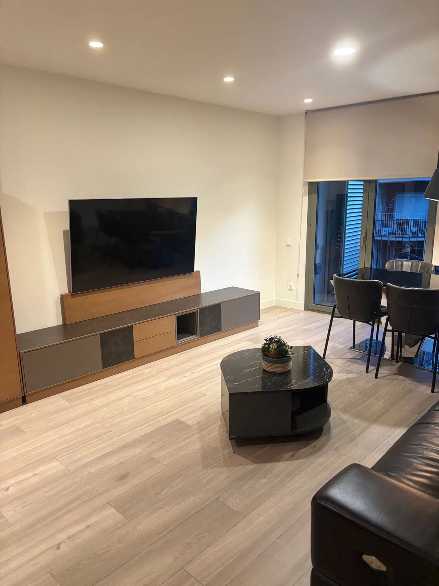 Piso en calle de Rocafort, 140 - Foto 1