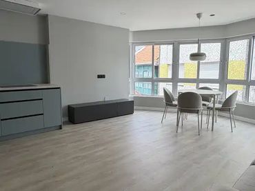 Piso en  Praza Rosalía de Castro 25 - Foto 2