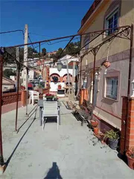 Chalet en Les Planes - Foto 1