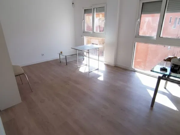 Piso en calle Venecia, 6