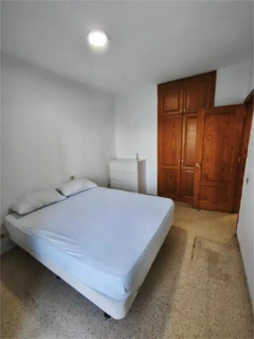 Apartamento en Hospital Negrín - Foto 2