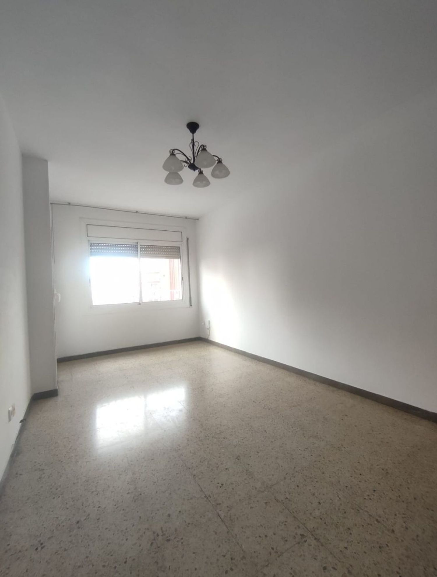 Piso en avenida del Carrilet, 337 - Foto 5