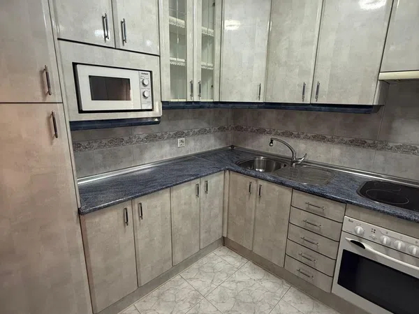 Piso en Barrio Águilas - Foto 12