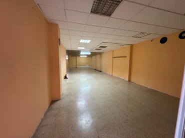 Local comercial en  Carrer de la Duquessa de la Victòria 28 - Foto 4