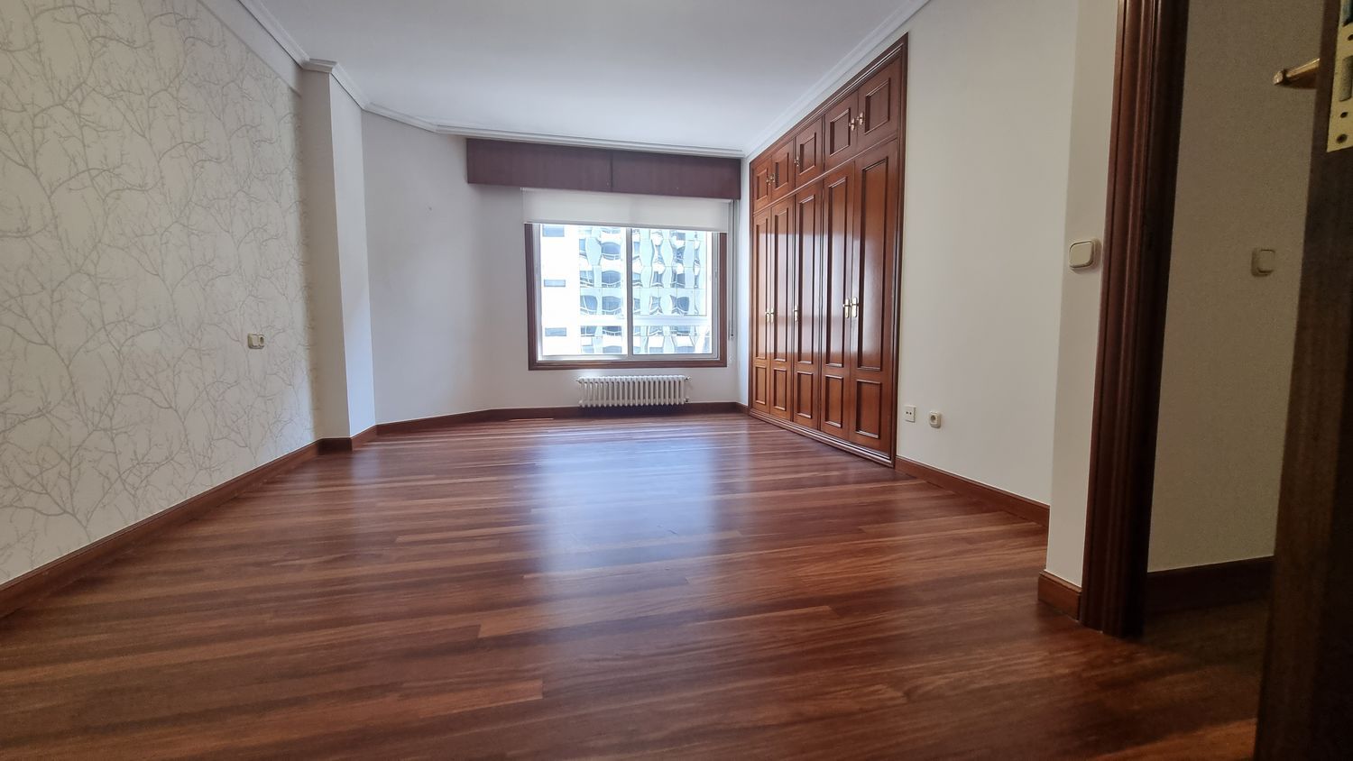 Piso en Calle de Rosalía de Castro, 57, Centro - Areal - Foto 10