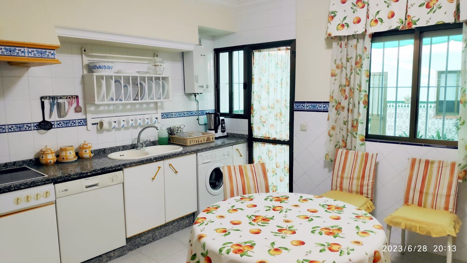 Chalet adosado en Calle Océano Pacífico, 59 - Foto 4