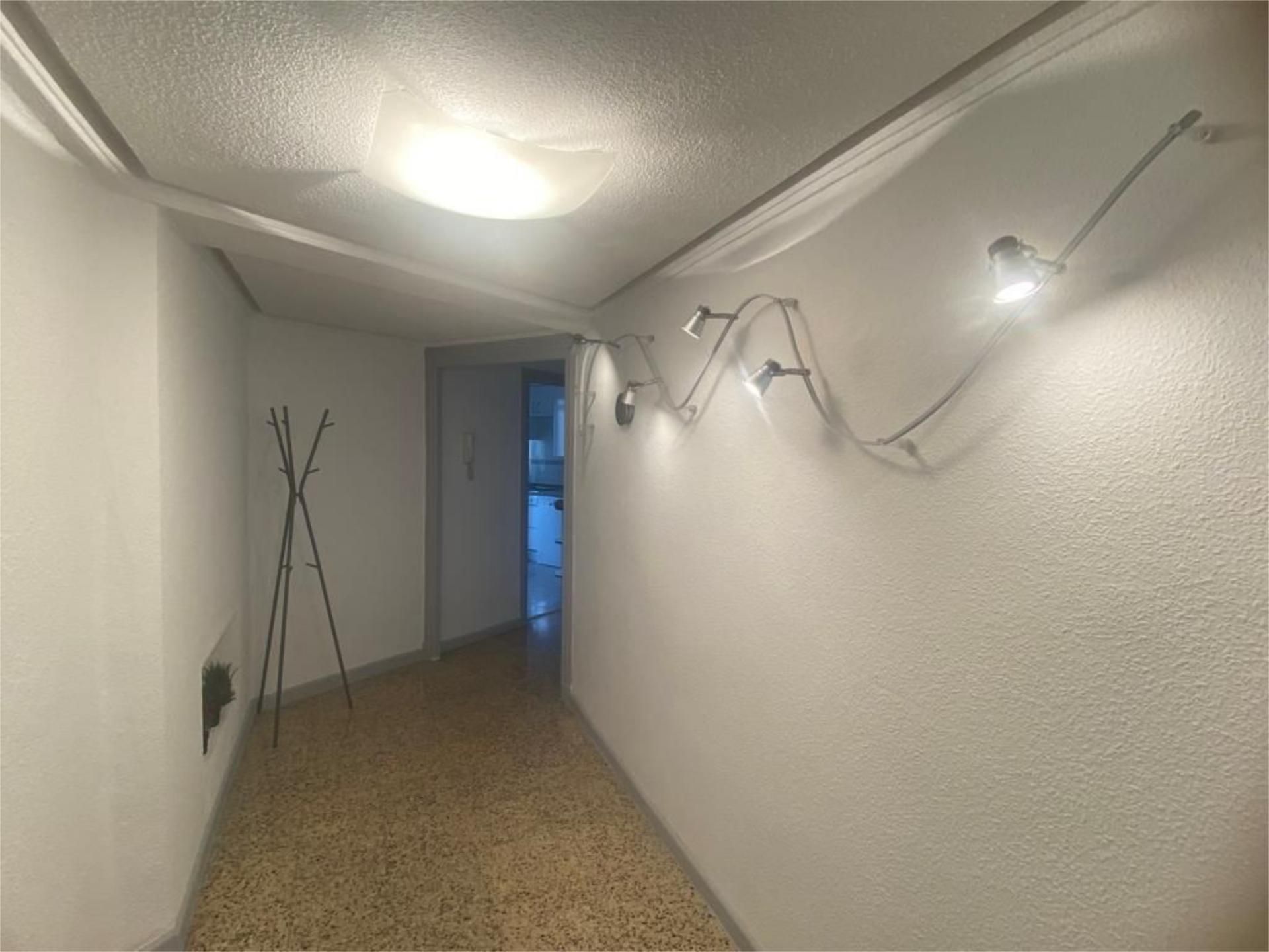 Piso en  Calle Wences Moreno 25 - Foto 8