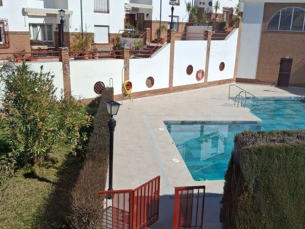 Chalet pareado en Calle Granada, 44 - Foto 1