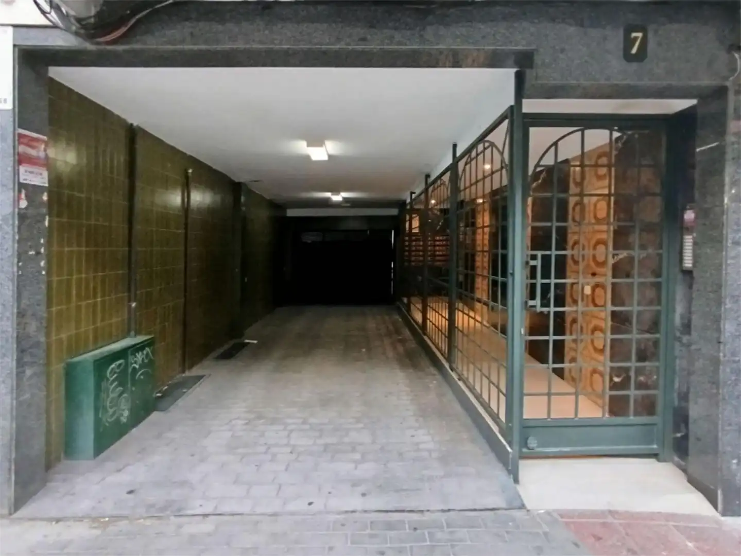 Piso en  Calle del Lago Constanza 7 - Foto 33