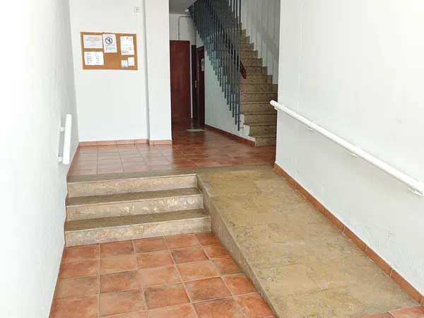 Piso en Calle Benavente, 38 - Foto 2