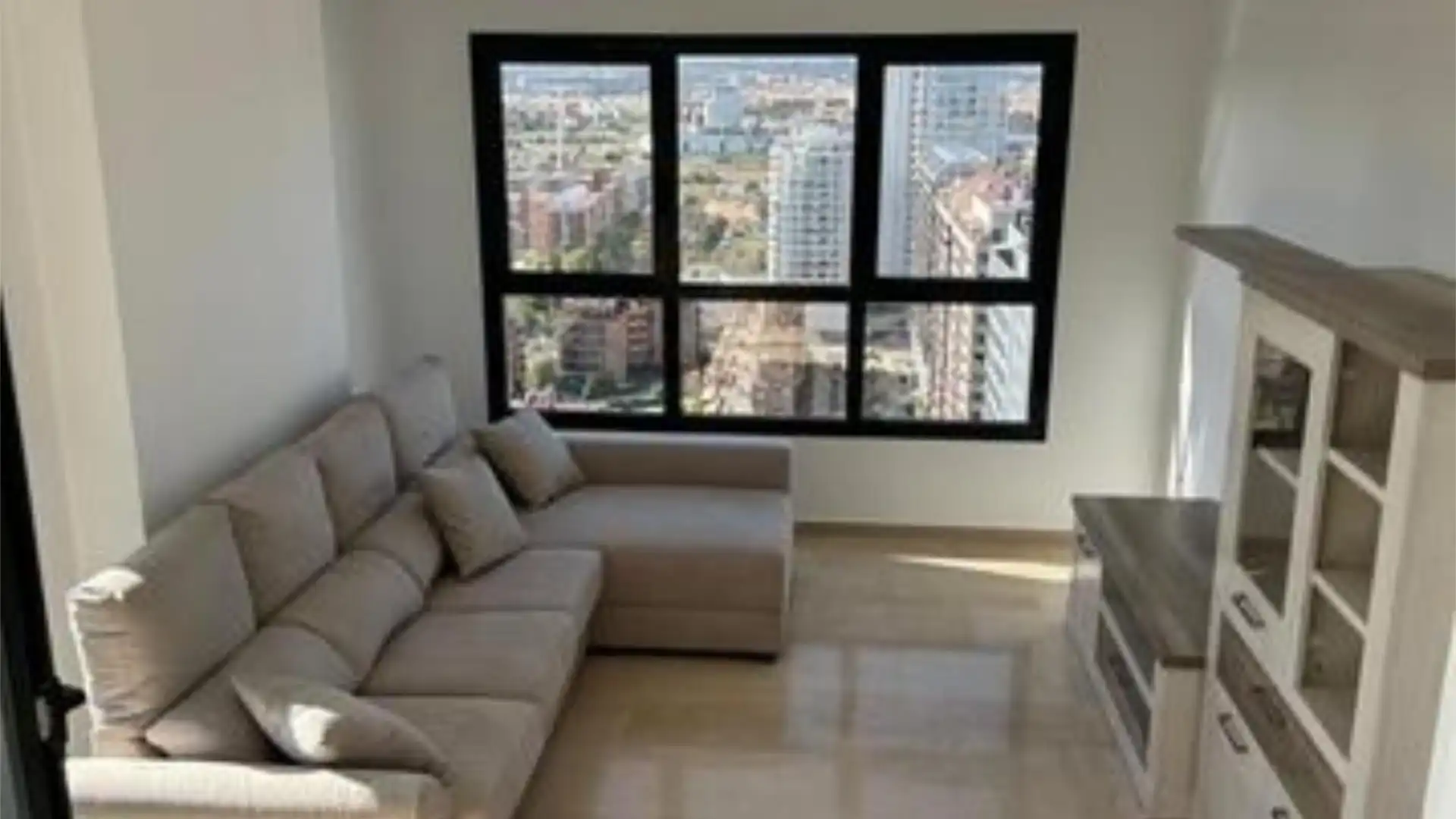 Piso en  Avinguda de les Corts Valencianes 35 - Foto 4