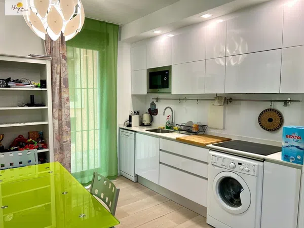 Piso en calle de Viana, 18