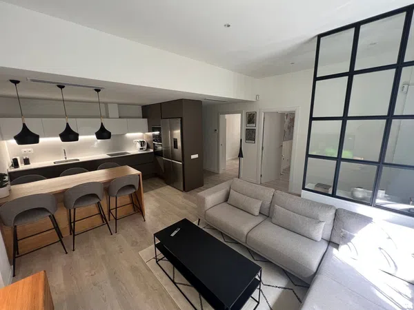 Piso en Barrio Sants - Foto 11