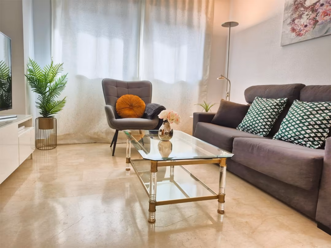 Apartamento en  Plaza de la Solidaridad 7 - Foto 2