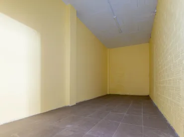 Local comercial en Sabadell - Foto 4
