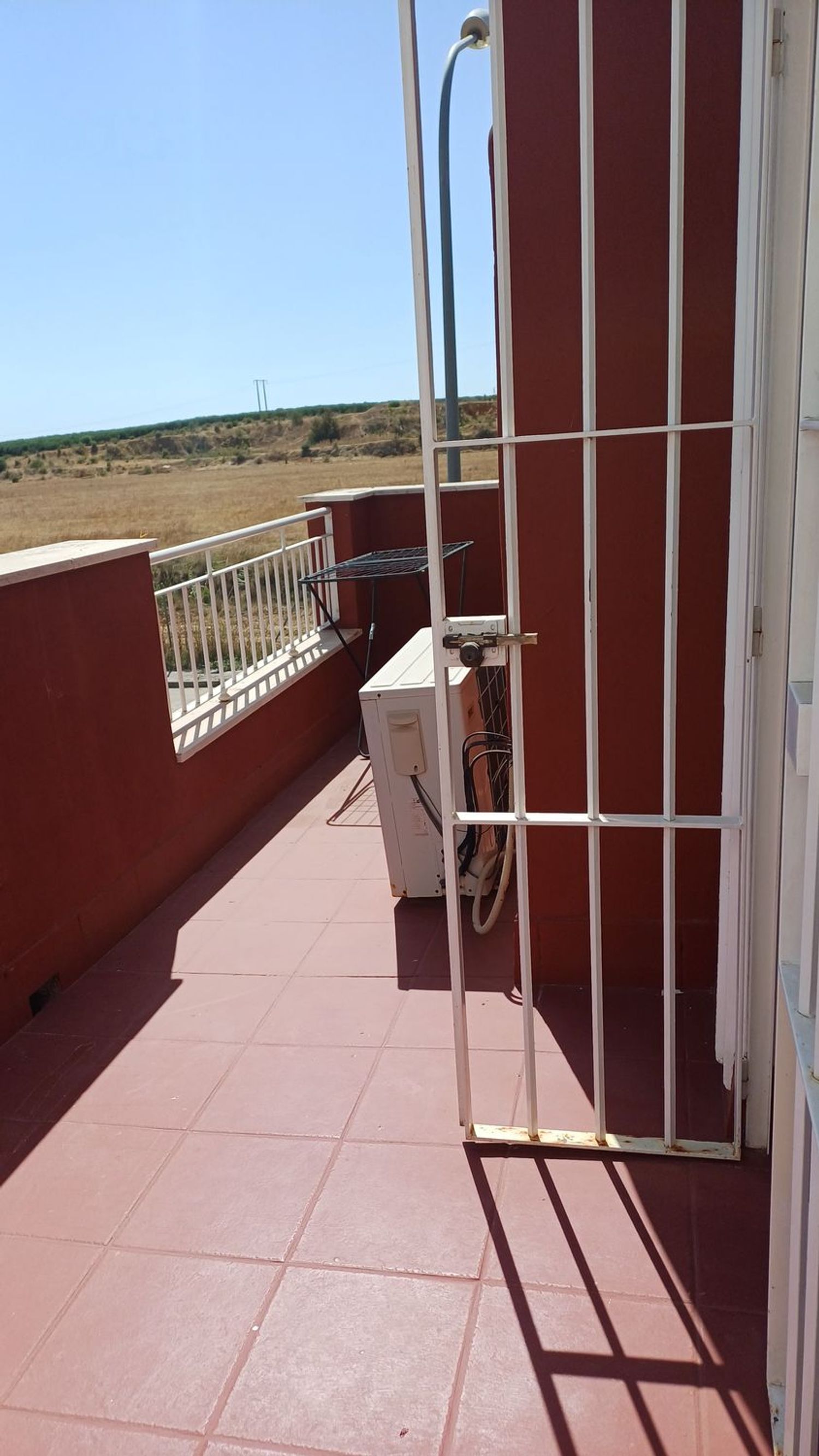 Chalet adosado en La Puebla del Rio - Foto 19