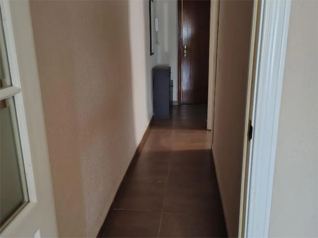 Piso en  Carrer del Monestir de Poblet 6 - Foto 8