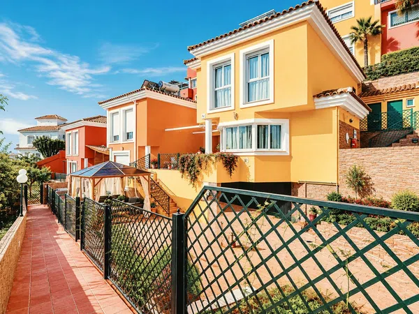 Chalet adosado en Calle Guadalquivir, 7 - Foto 1