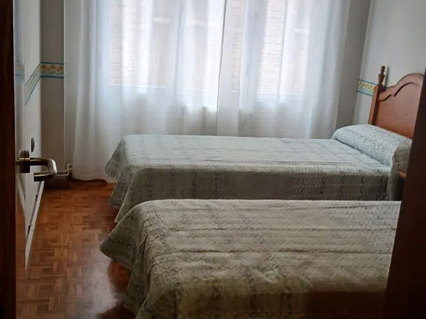 Piso en Calle Calderón de la Barca, 17, El Coto - Foto 4