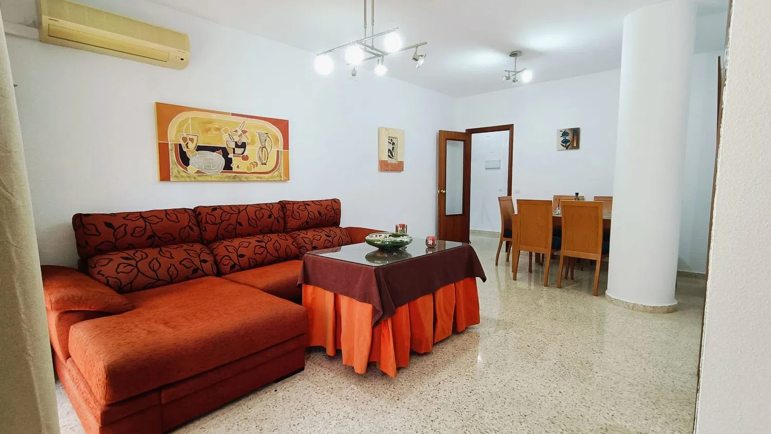 Piso en calle Thailandia, 7 - Foto 1