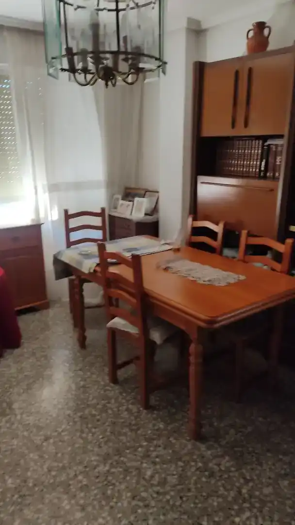 Piso en  Carrer de Joan d'Àustria 17 - Foto 5